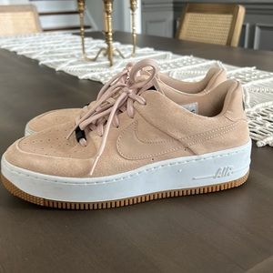 Nike Air Force 1 size 9